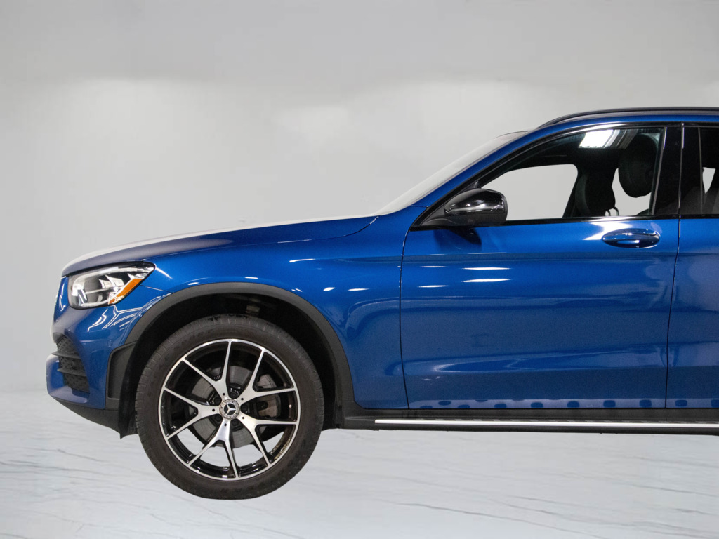 2022 Mercedes-Benz GLC 300 4MATIC, Toronto, Cash