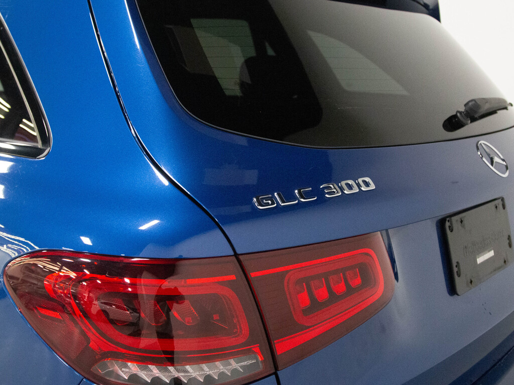 2022 Mercedes-Benz GLC 300 4MATIC, Toronto, Cash