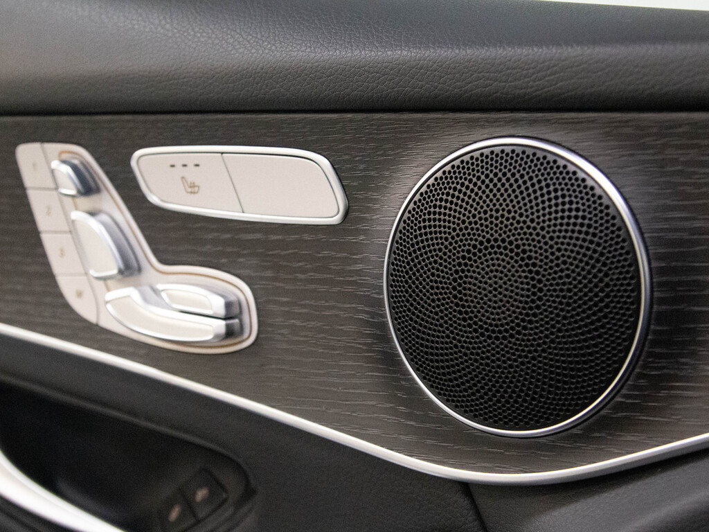 2022 Mercedes-Benz GLC 300 4MATIC, Toronto, Cash