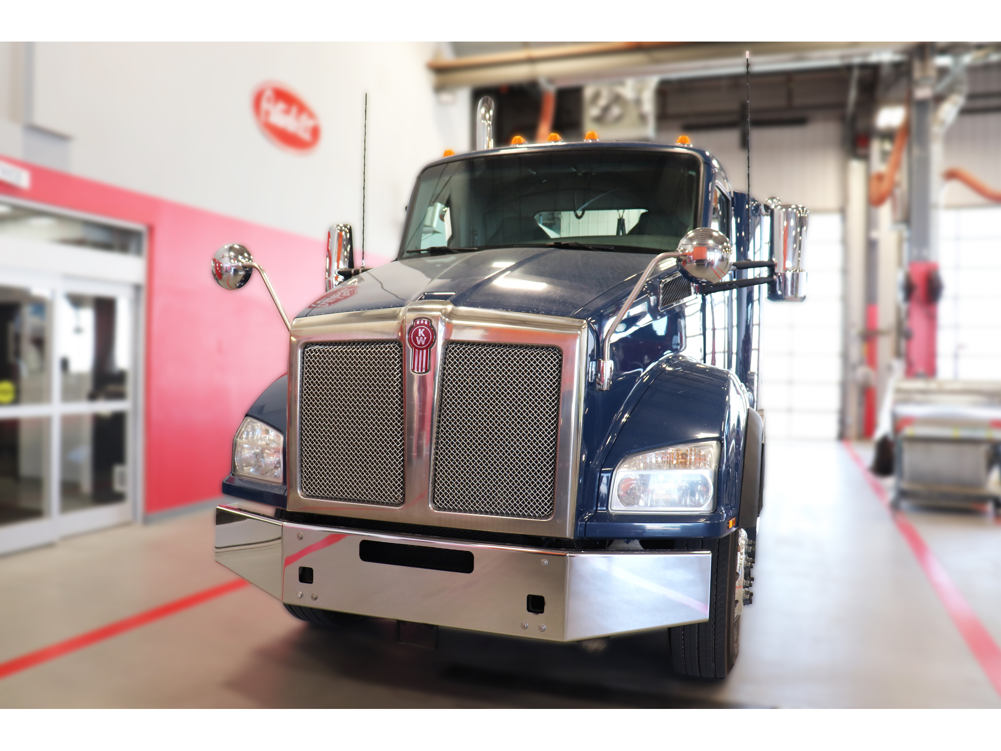 2019 Kenworth T-880 Daycab