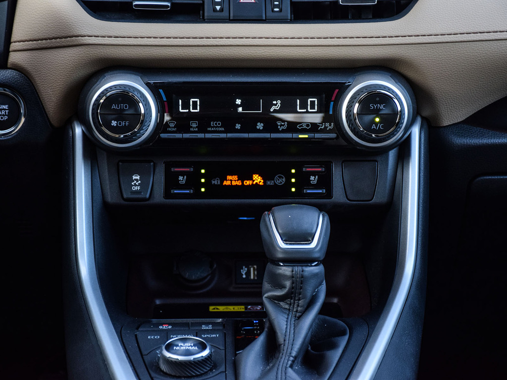 2024 Toyota RAV4 Limited, Toronto, Cash