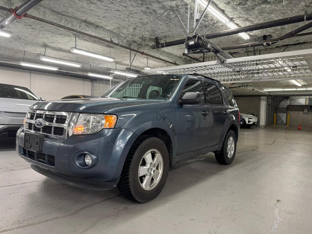 2011 Ford Escape XLT Automatic, 温哥华, 全款车