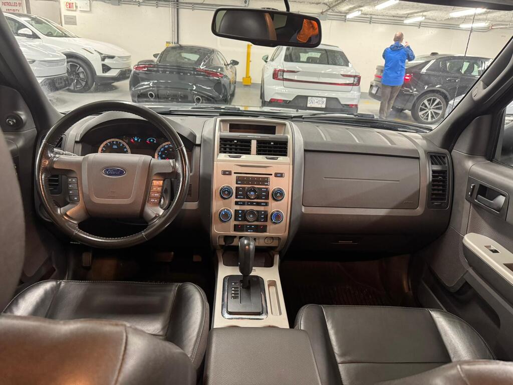 2011 Ford Escape XLT Automatic, 温哥华, 全款车
