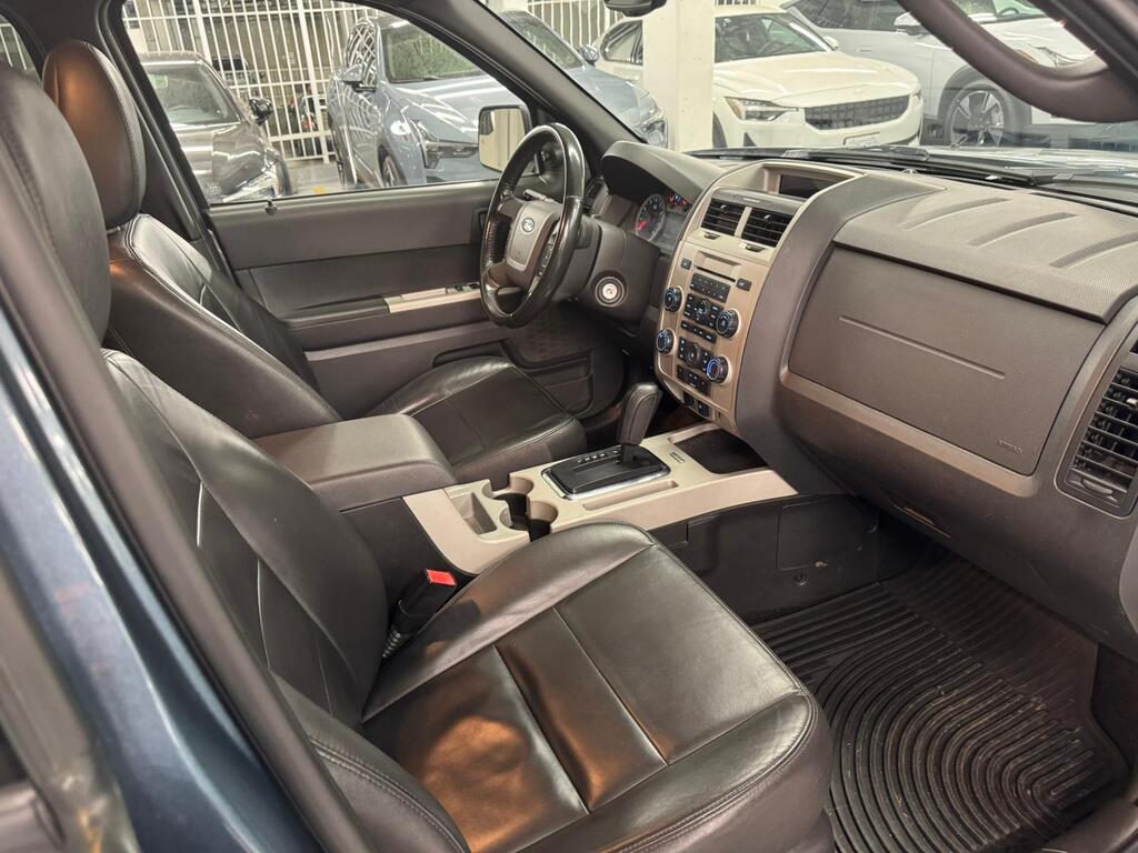 2011 Ford Escape XLT Automatic, 温哥华, 全款车
