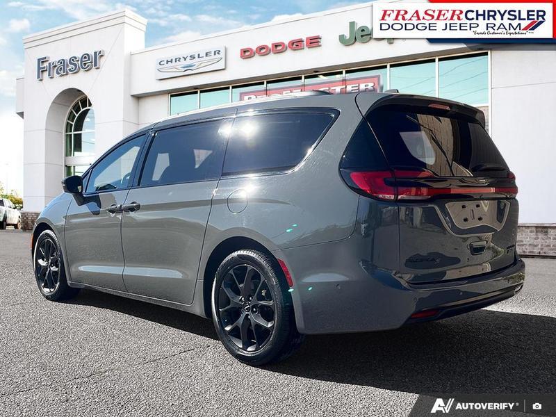 2022 Chrysler Pacifica