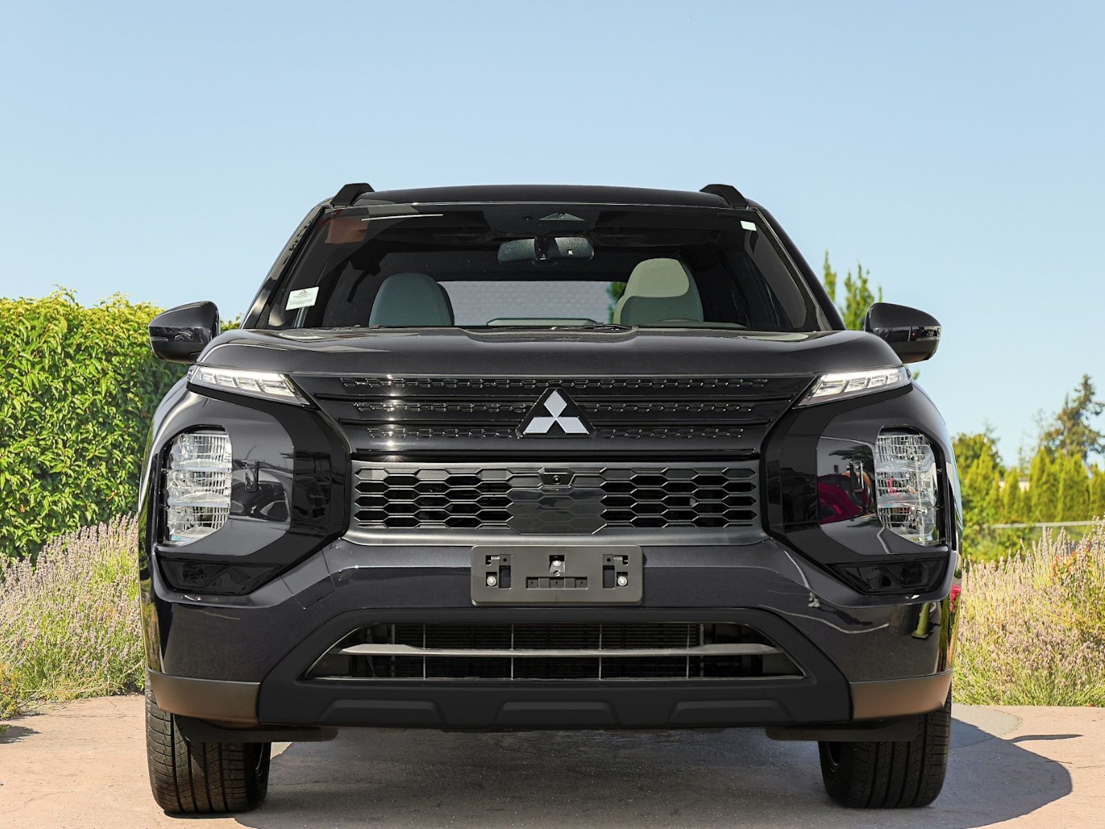 2025 Mitsubishi Outlander PHEV