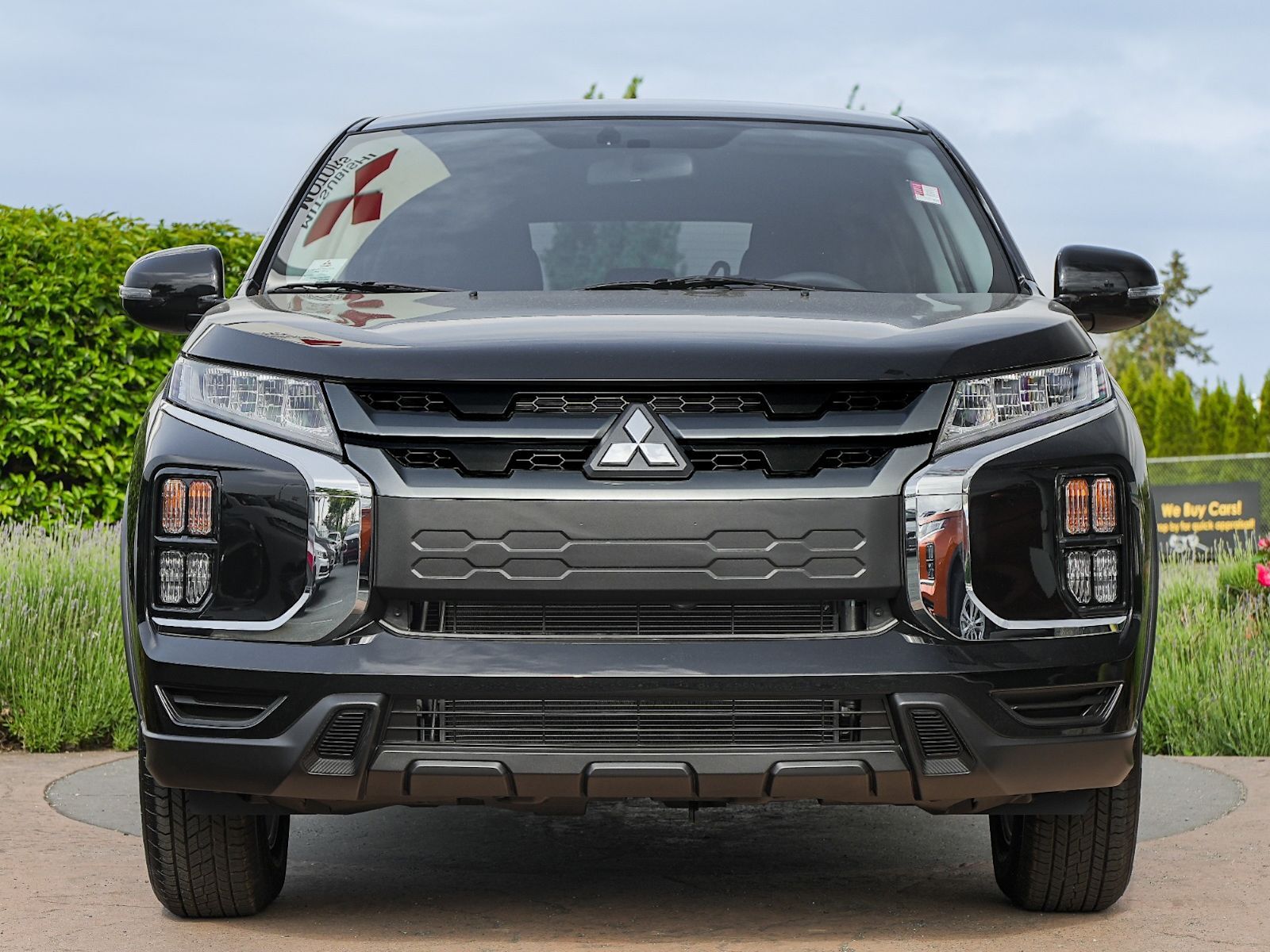 2025 Mitsubishi RVR