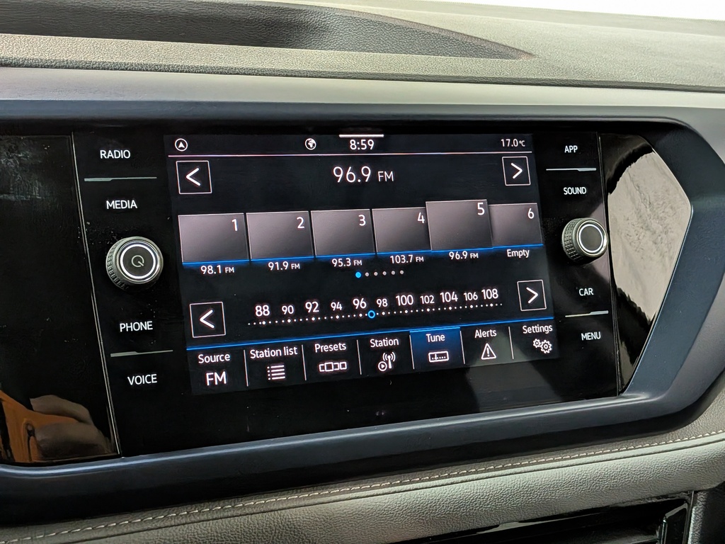 Volkswagen Taos 2024