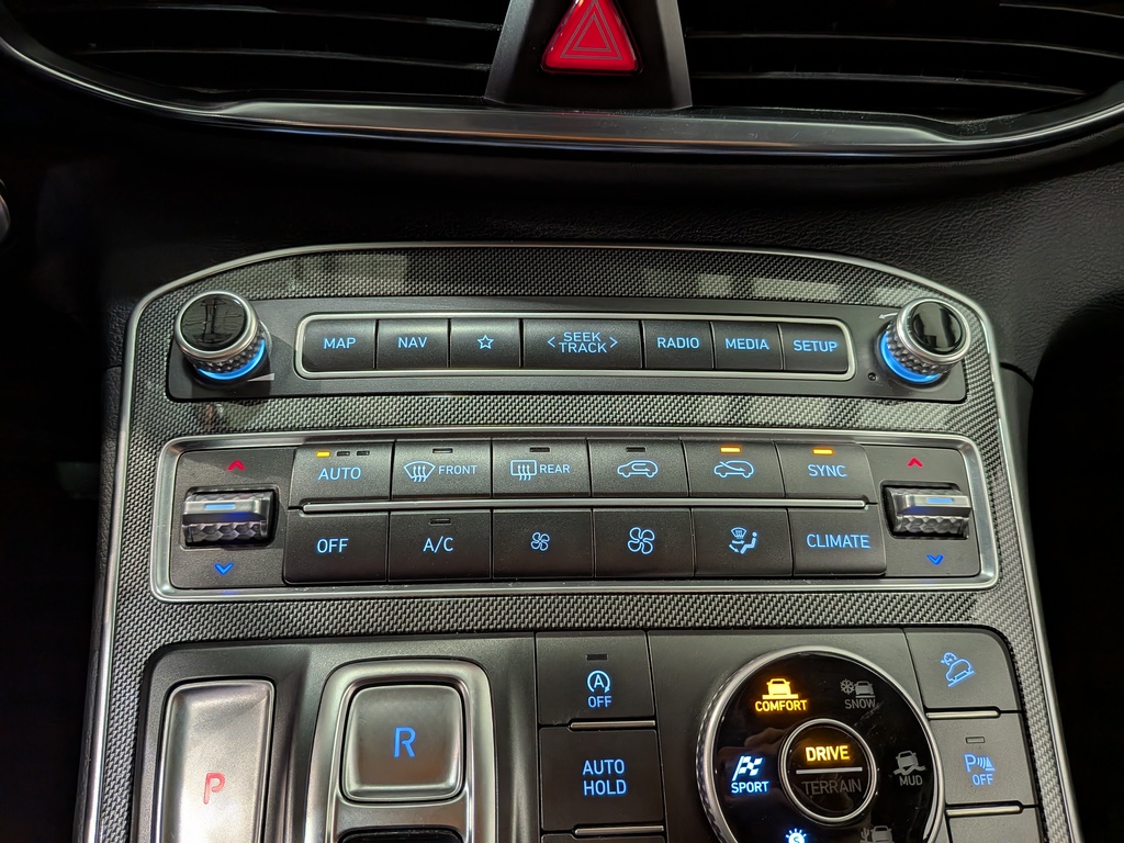 Hyundai Santa Fe 2023