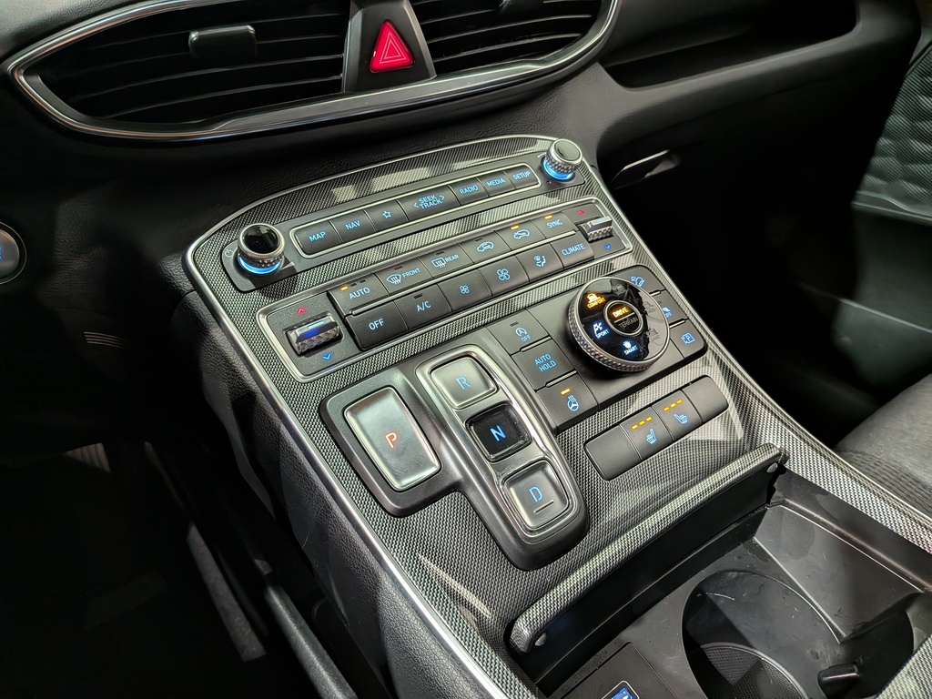 Hyundai Santa Fe 2023