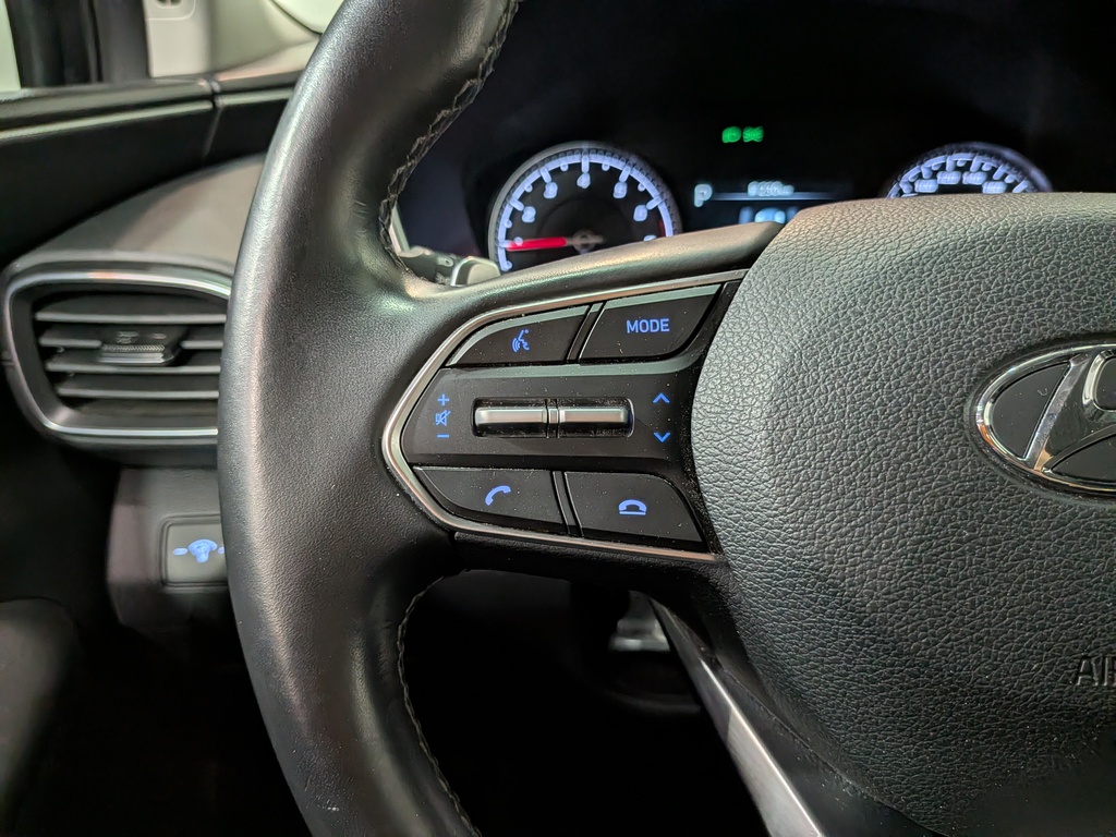 Hyundai Santa Fe 2023