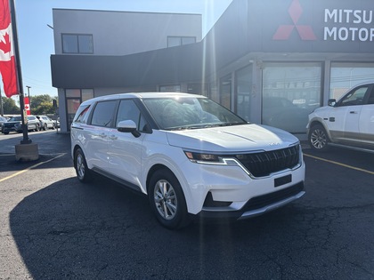 used 2023 Kia Carnival car, priced at $34,950