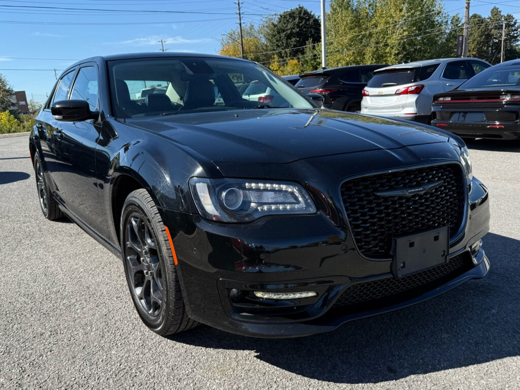 2022 Chrysler 300