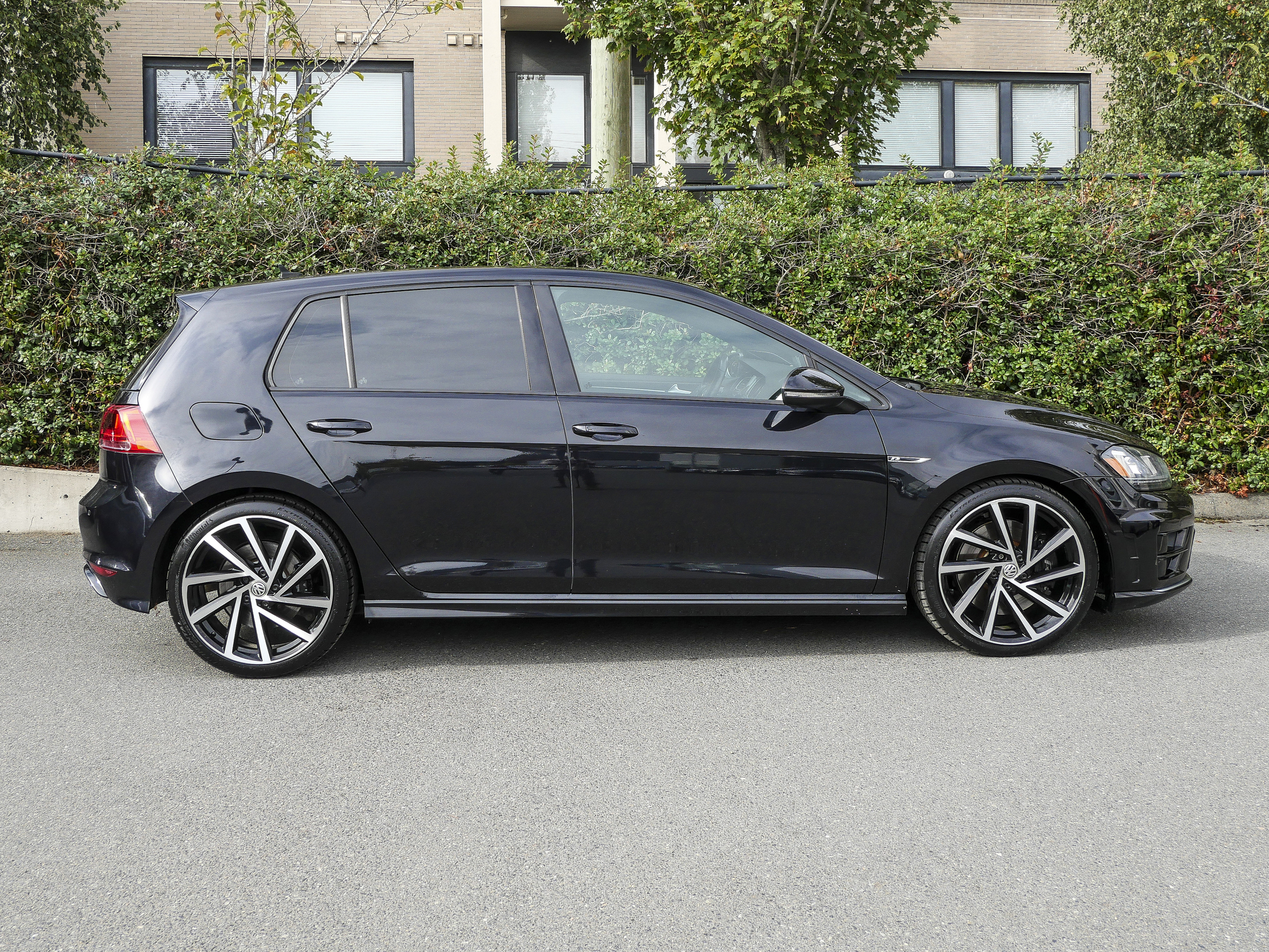2017 Volkswagen Golf R