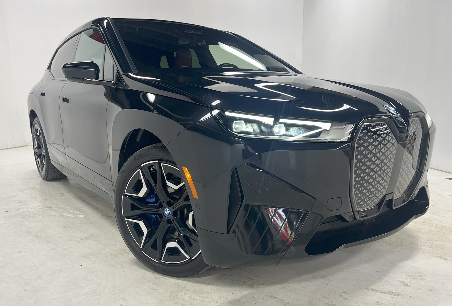 2023 BMW iX