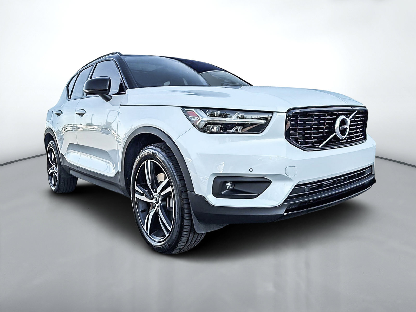 2022 Volvo XC40