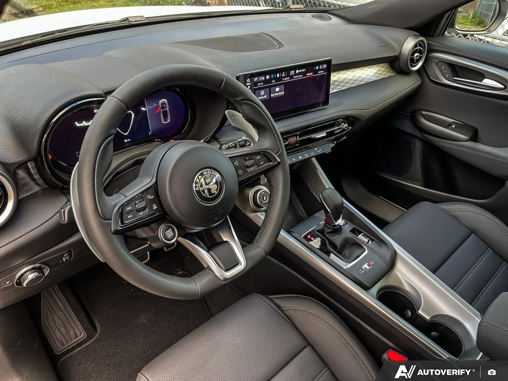 2024 Alfa Romeo Tonale Veloce EAWD, Vancouver, Cash