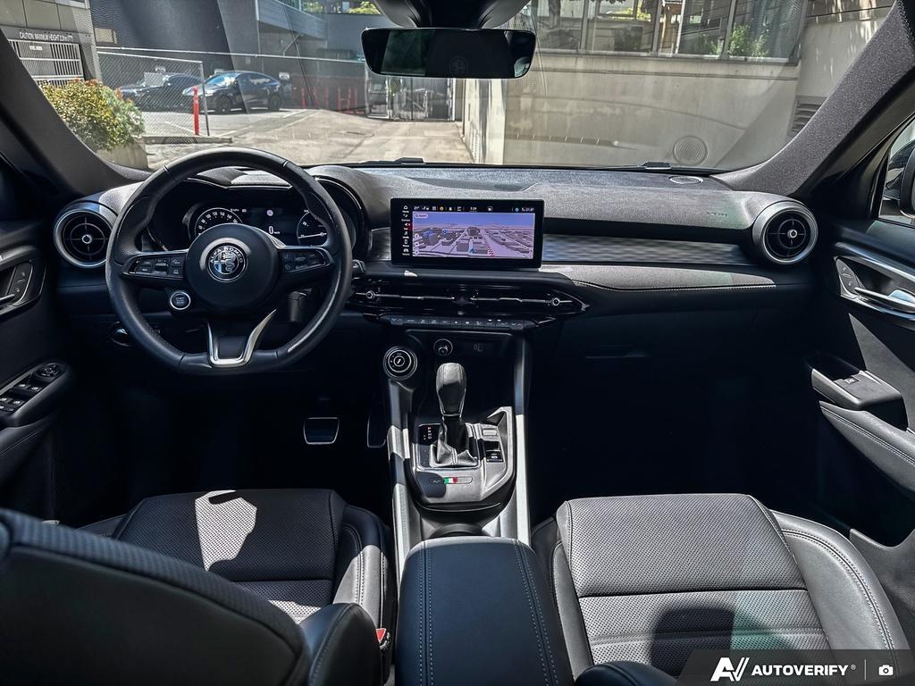 2023 Alfa Romeo Tonale Veloce AWD, Vancouver, Cash