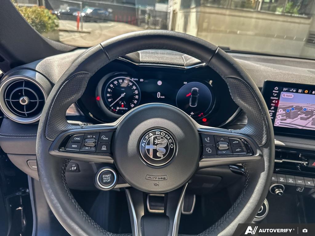 2023 Alfa Romeo Tonale Veloce AWD, Vancouver, Cash
