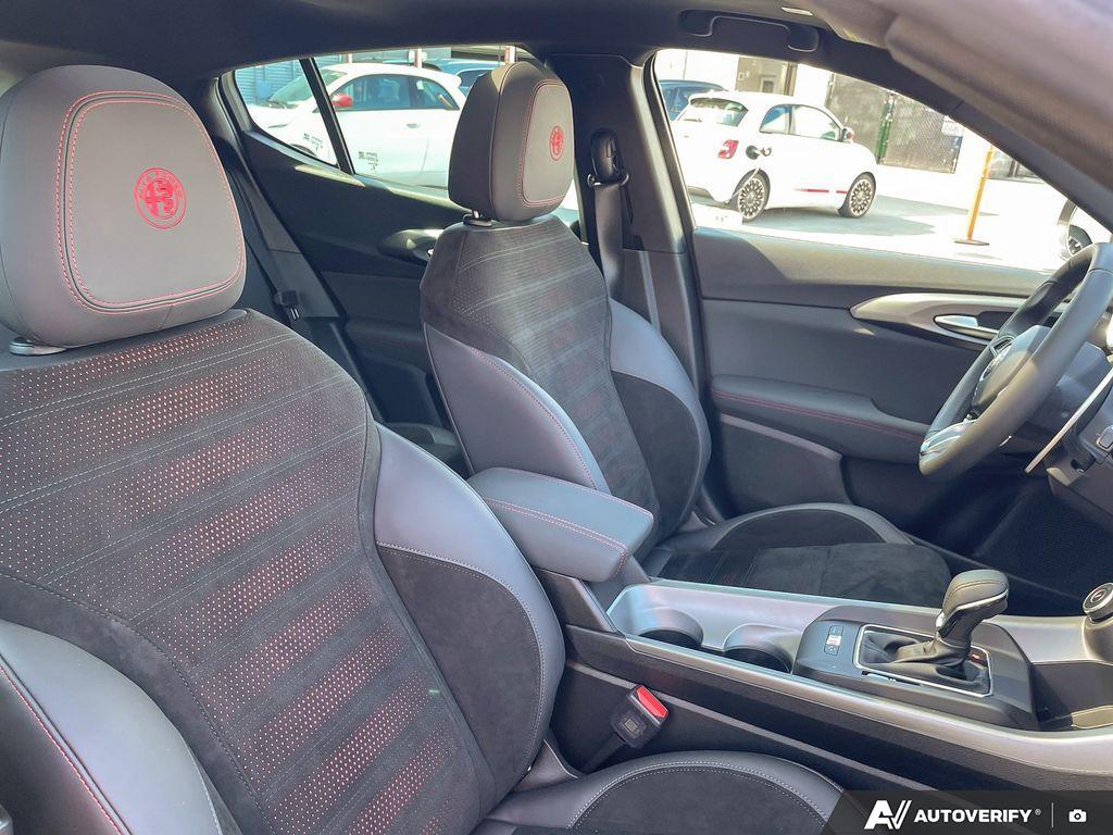 2024 Alfa Romeo Tonale EAWD (PHEV) Veloce, 温哥华, 全款车