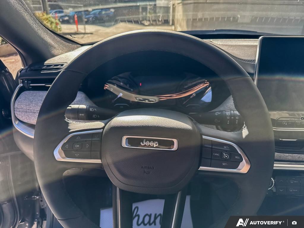 2023 Jeep Compass North, Vancouver, Cash