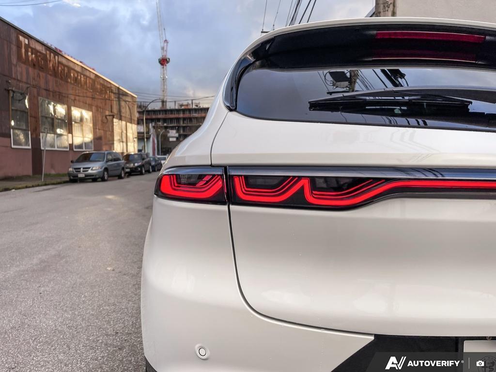 2024 Alfa Romeo Tonale Veloce EAWD, Vancouver, Cash