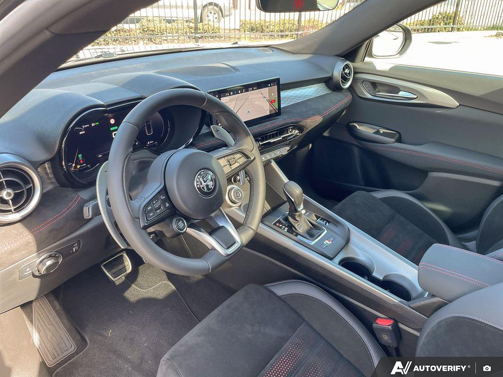 2024 Alfa Romeo Tonale EAWD (PHEV) Veloce, 温哥华, 全款车