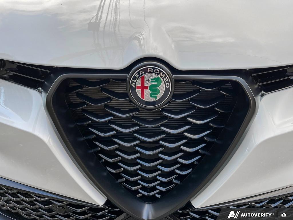 2024 Alfa Romeo Tonale Veloce EAWD, Vancouver, Cash