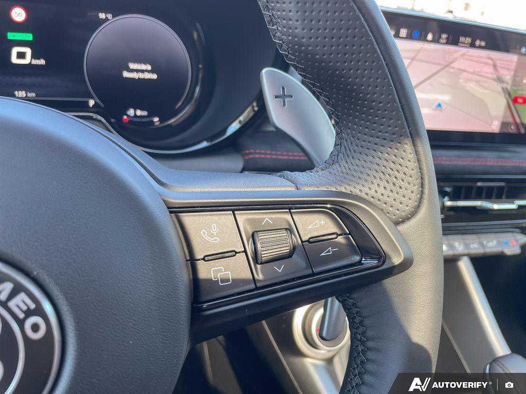 2024 Alfa Romeo Tonale EAWD (PHEV) Veloce, 温哥华, 全款车