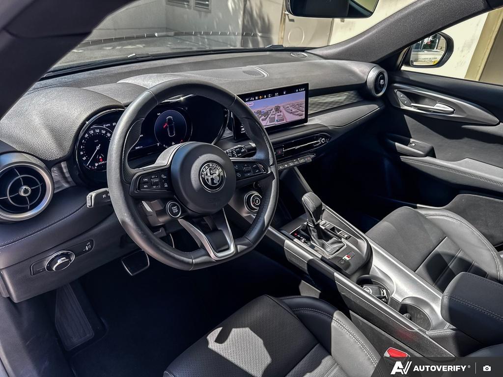 2023 Alfa Romeo Tonale Veloce AWD, Vancouver, Cash