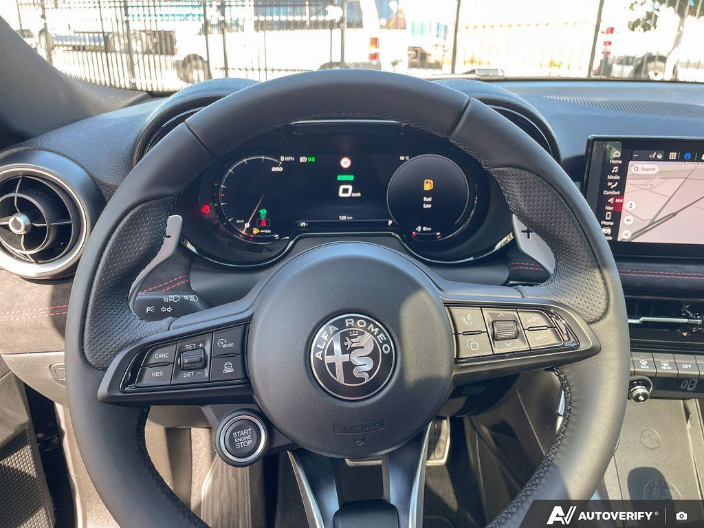 2024 Alfa Romeo Tonale EAWD (PHEV) Veloce, 温哥华, 全款车