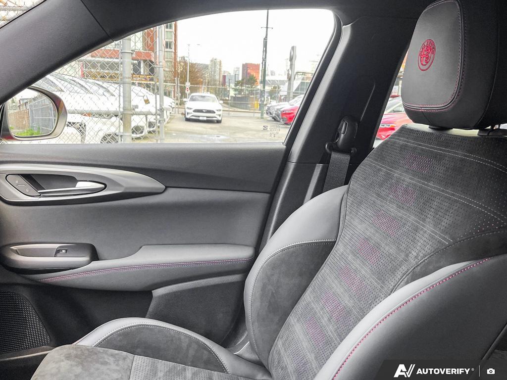 2024 Alfa Romeo Tonale Veloce EAWD, Vancouver, Cash