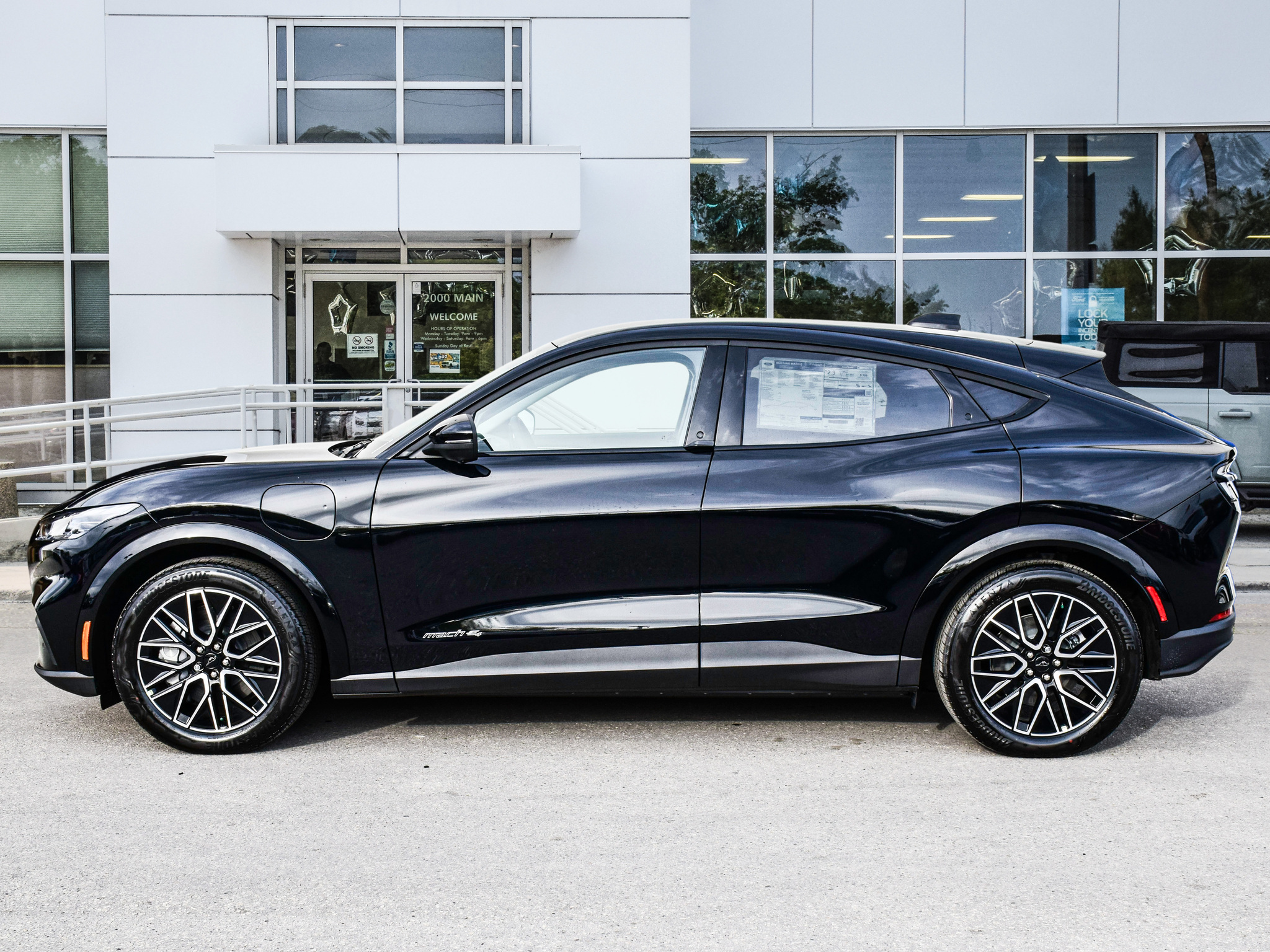 2025 Ford Mustang Mach-E