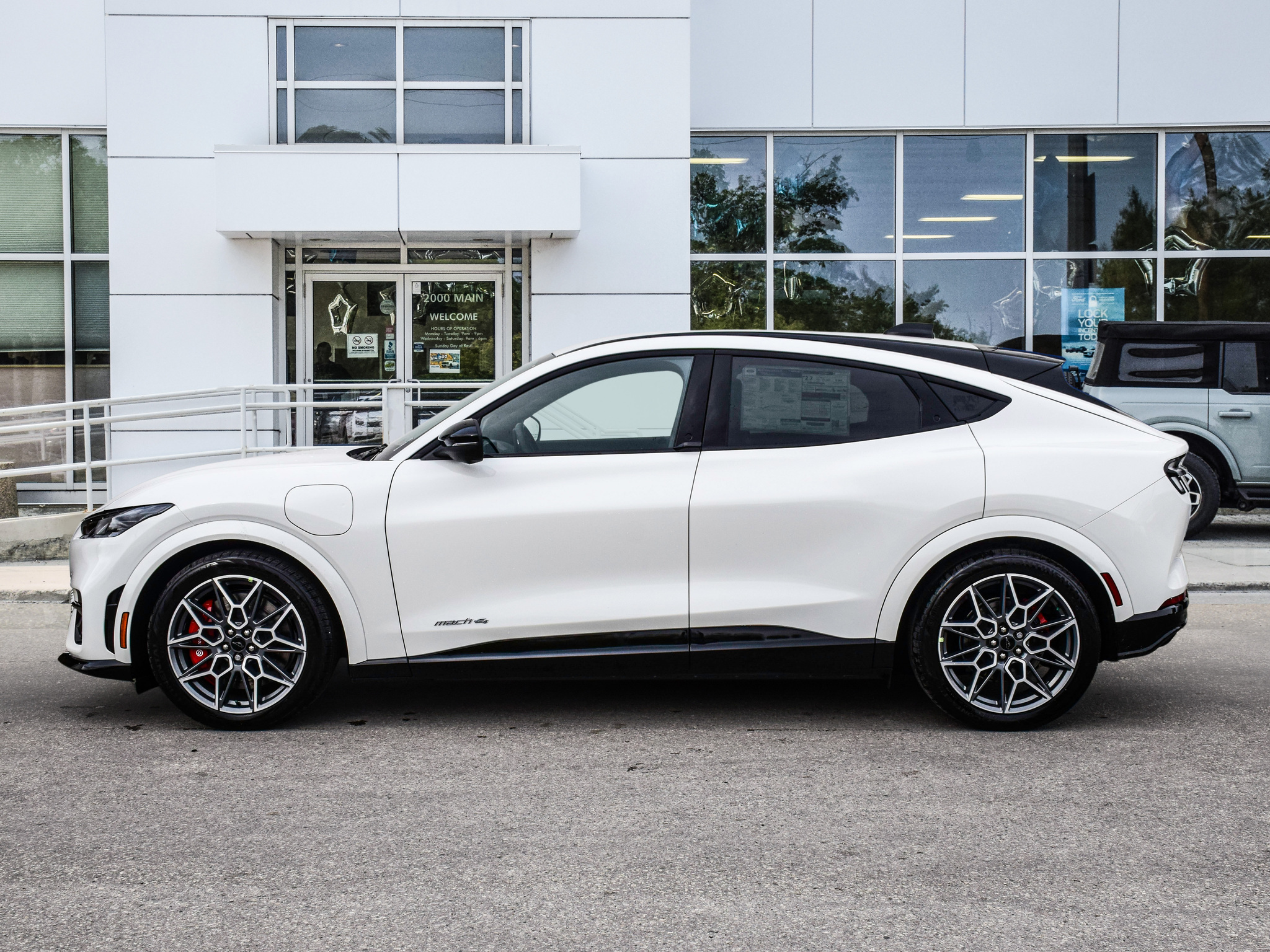 2025 Ford Mustang Mach-E