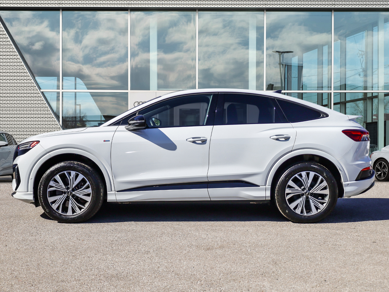 2024 Audi Q4 e-tron Sportback