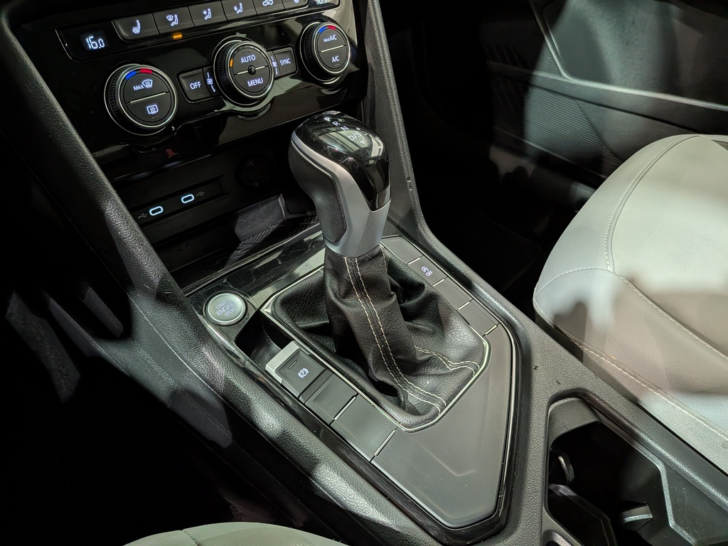 Volkswagen Taos 2024