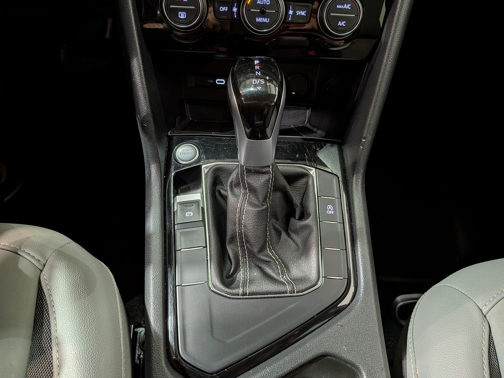 Volkswagen Taos 2024