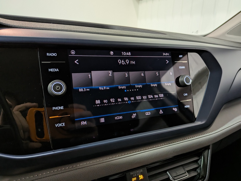 Volkswagen Taos 2024