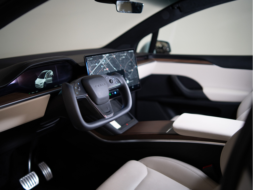 2022 Tesla Model X AWD, Toronto, Cash
