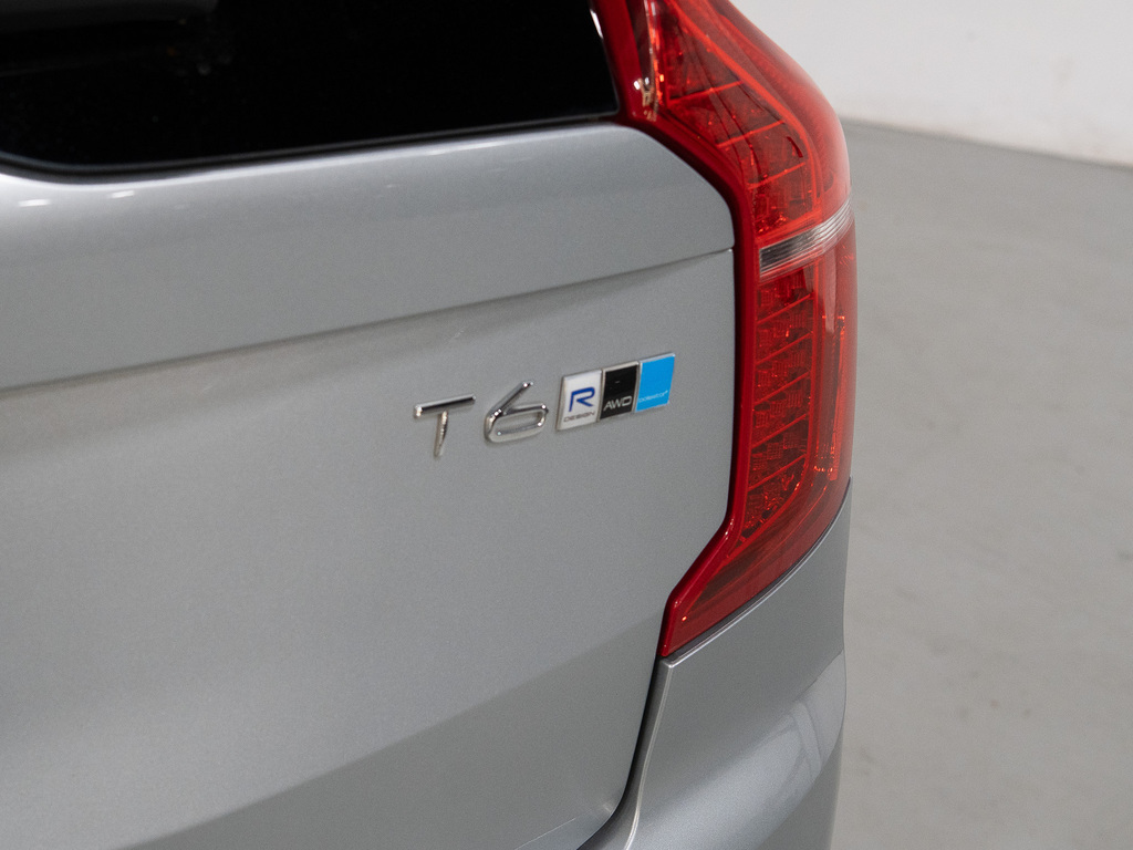 2018 Volvo XC90 T6 R-Design, Toronto, Cash