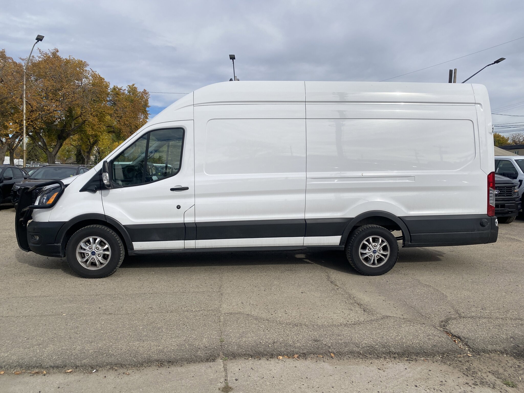 2023 Ford Transit Cargo Van