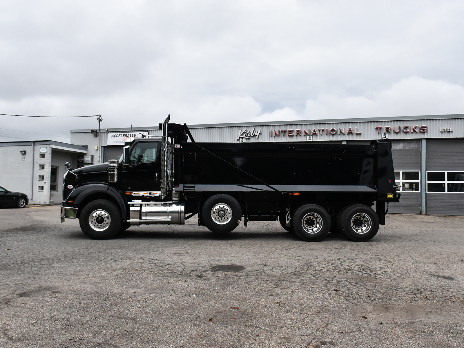 2026 International HX™ Series HX620 6x4