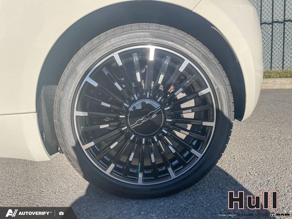 2025 Fiat 500e BEV RED, 多伦多, 全款车