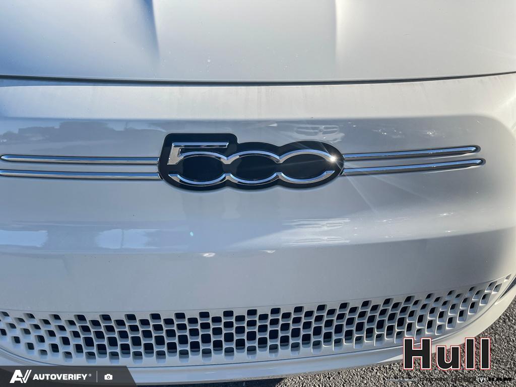 2025 Fiat 500e BEV RED, 多伦多, 全款车