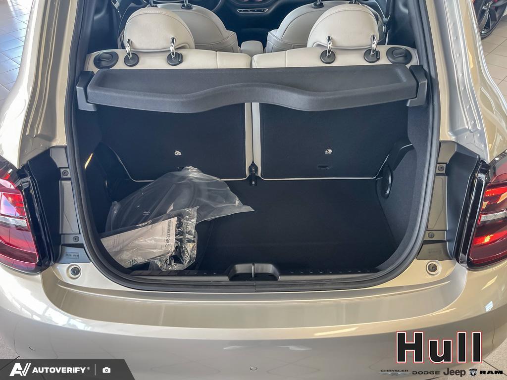 2025 Fiat 500e BEV Giorgio Armani, Toronto, Cash