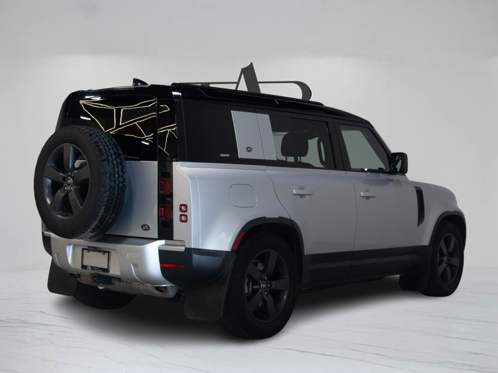 2023 Land Rover Defender 110 SE, Toronto, Cash