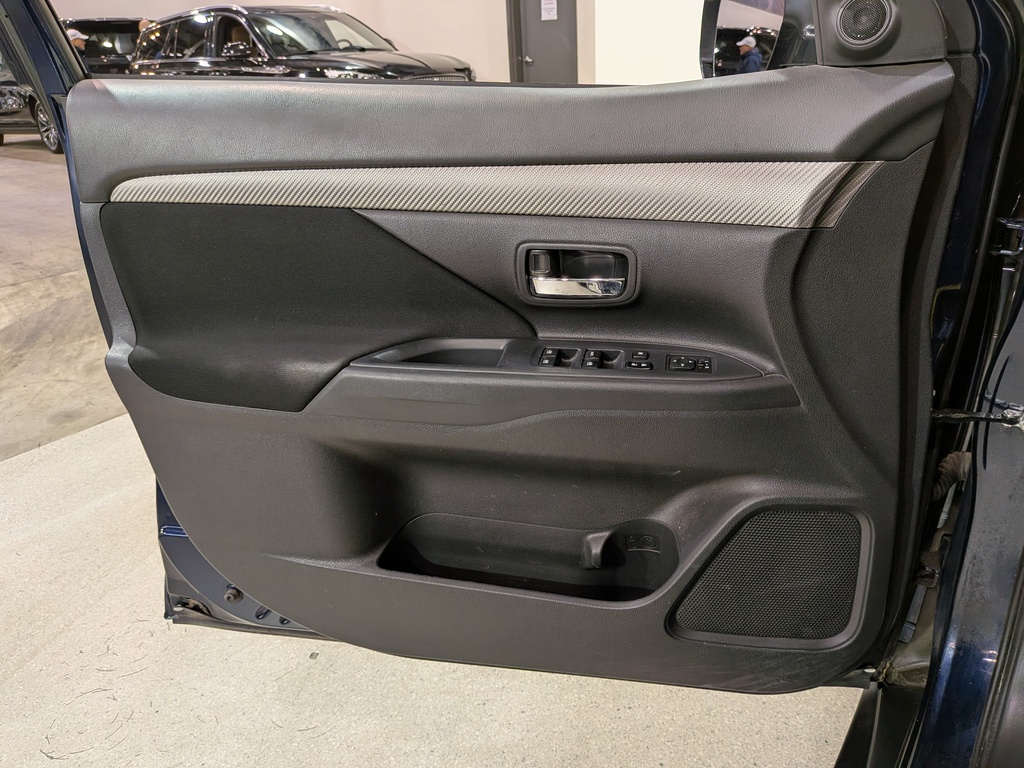 Mitsubishi Outlander 2018