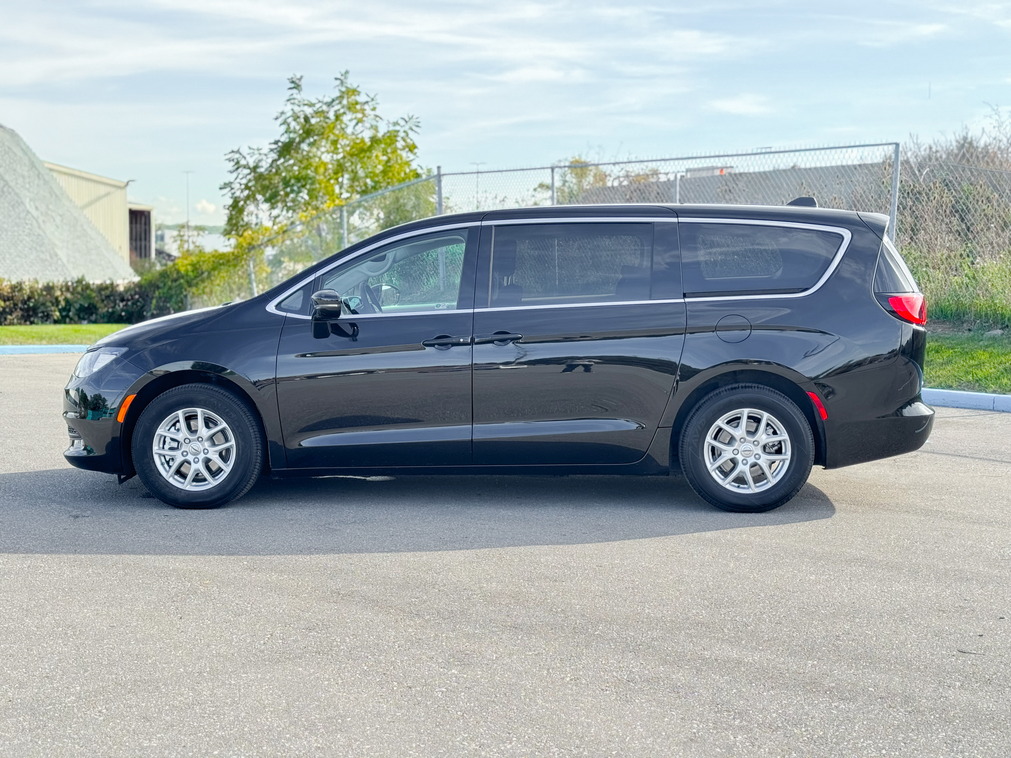 2024 Chrysler Grand Caravan