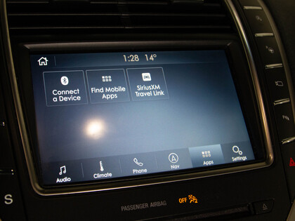 used 2019 Lincoln Nautilus car, priced at $27,900