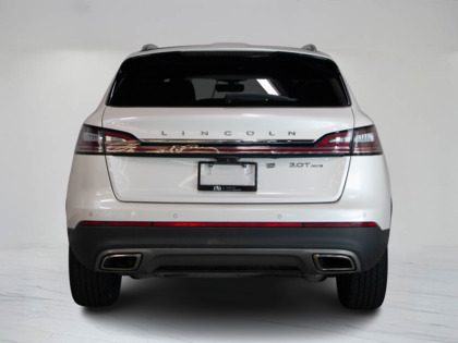 used 2019 Lincoln Nautilus car, priced at $27,900